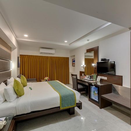 Hotel Suba Galaxy Bombay Extérieur photo