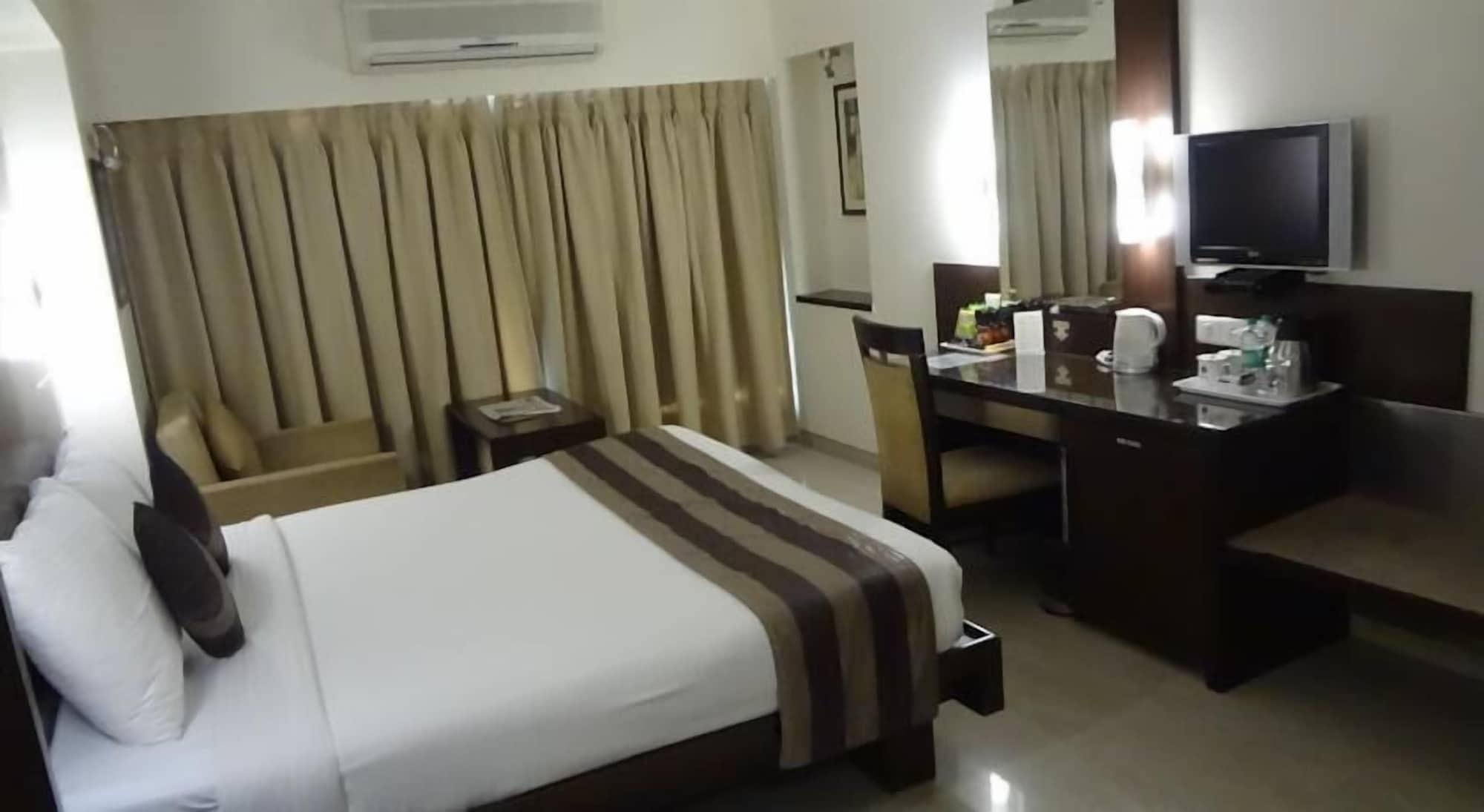 Hotel Suba Galaxy Bombay Extérieur photo