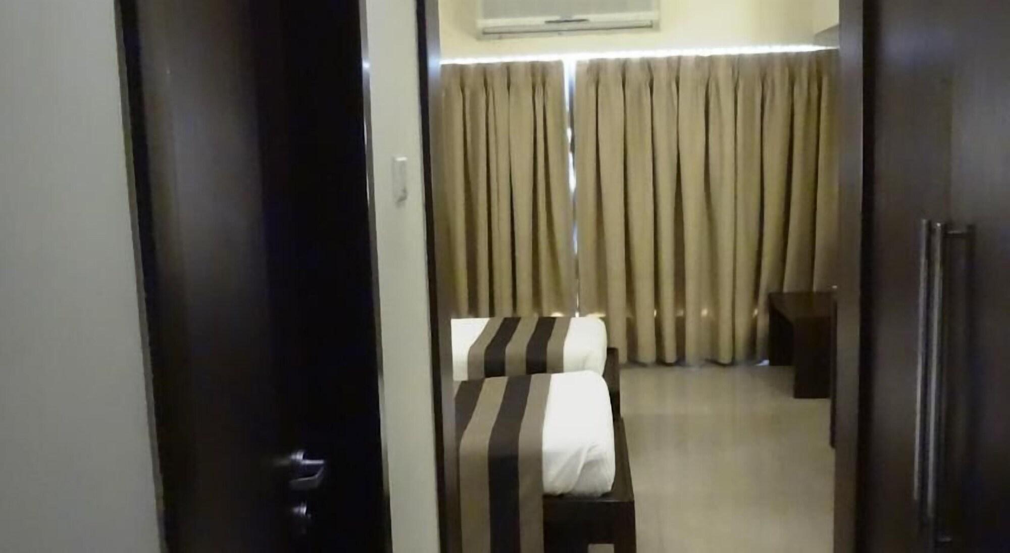 Hotel Suba Galaxy Bombay Extérieur photo
