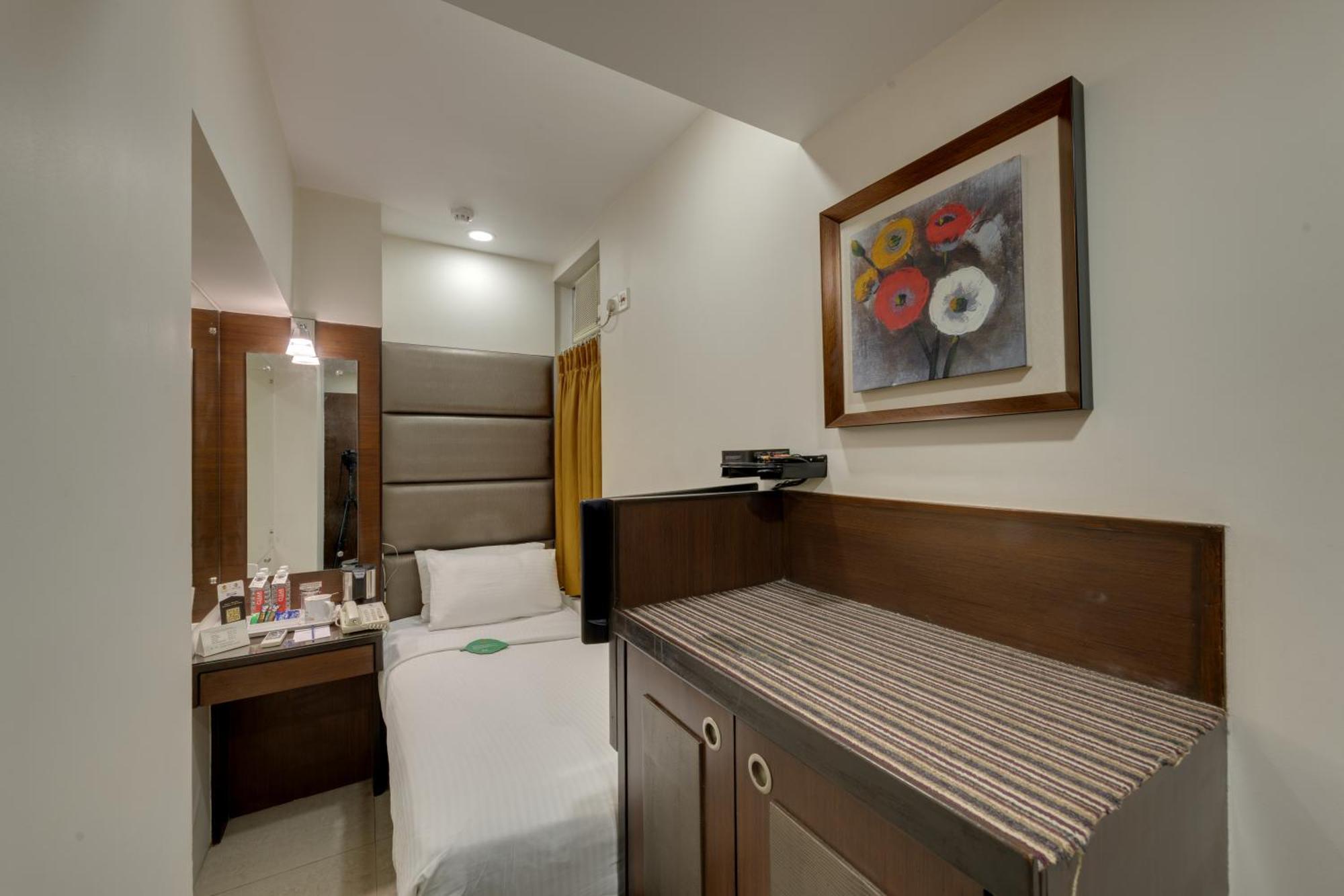 Hotel Suba Galaxy Bombay Extérieur photo