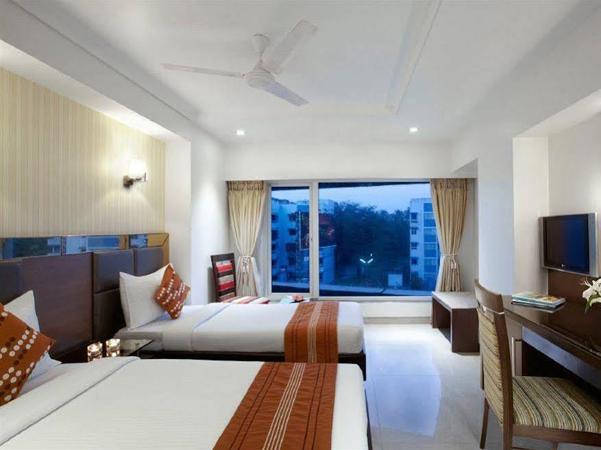 Hotel Suba Galaxy Bombay Extérieur photo